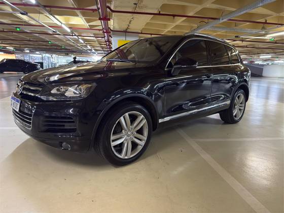 VOLKSWAGEN TOUAREG 4.2 FSI V8 32V GASOLINA 4P TIPTRONIC VOLKSWAGEN TOUAREG 4.2 FSI V8 32V GASOLINA 4P TIPTRONIC